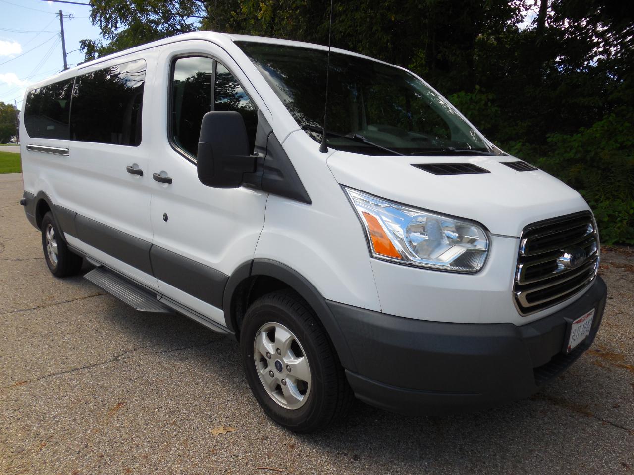 ford transit wagon 2017 1FBZX2YM5HKA63217 image ford transit wagon 2017 1FBZX2YM5HKA63217 image